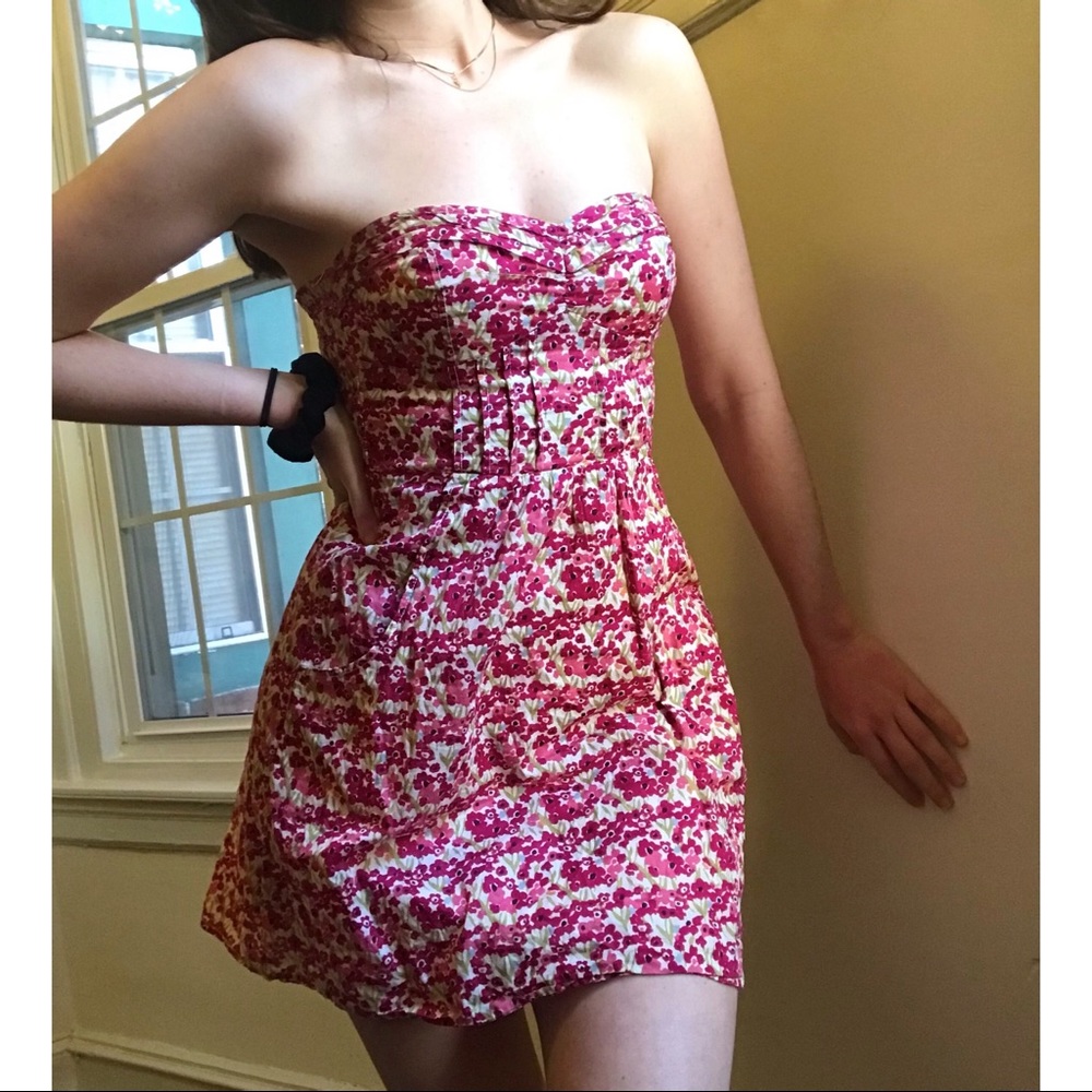 Strapless Floral Sundress 🌹